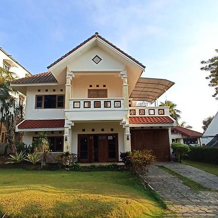 Villa Ohana Batu Eksteriør billede